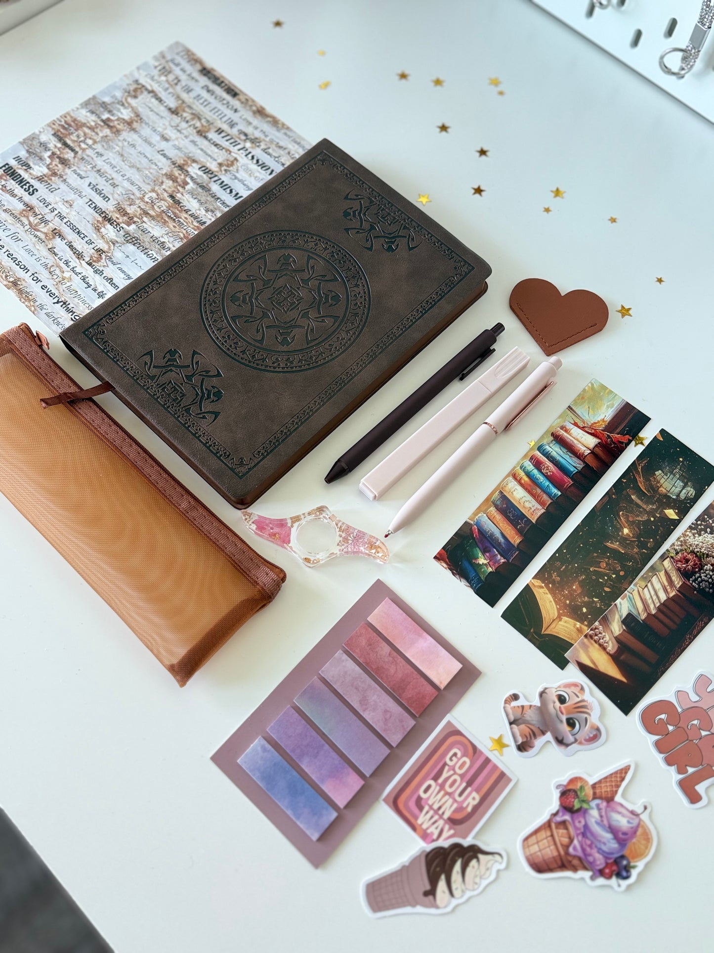 Brown Aesthetic Bookish Bundle