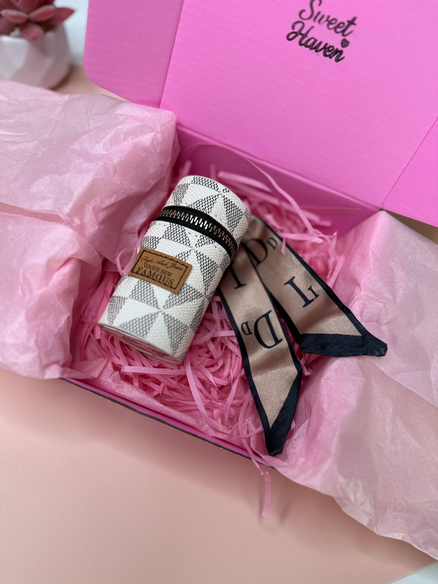 White Mini Check Pouch